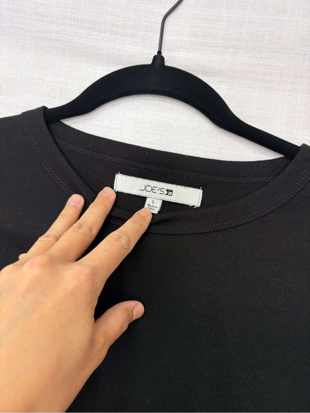 Joe's Jeans Black Crewneck T-Shirt - Picture 2 of 4